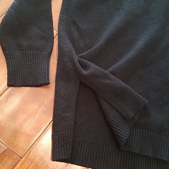 Anthropolgie Black V Neck Sweater sz L - Picture 7 of 16